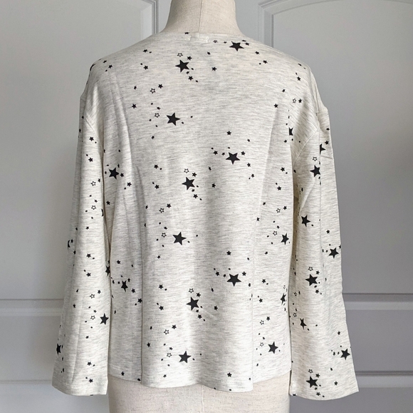 Monrow Pullover Lounge Top Star Print 3/4 Sleeve Round Neck Grey Black L NWT - Picture 7 of 14